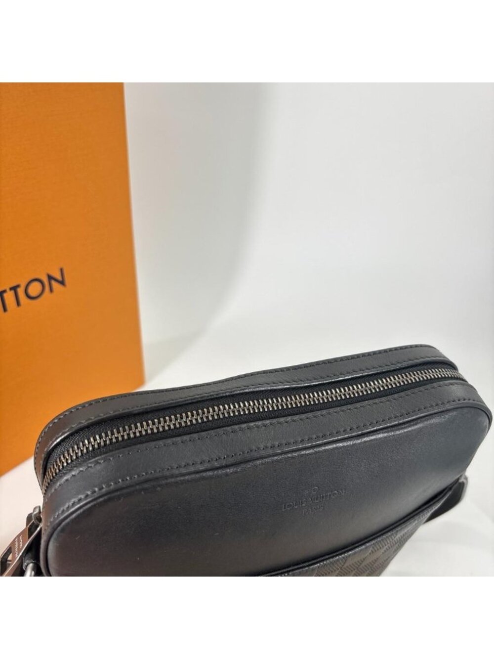 Louis Vuitton Super Damier Infini Pochette Shoulder Bag - Picture 7 of 15